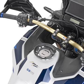 Givi BF25 tanktáskatartó adapter